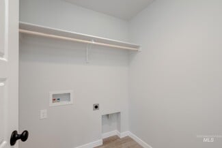 10120 W La Jolla Ct, Boise, ID 83709