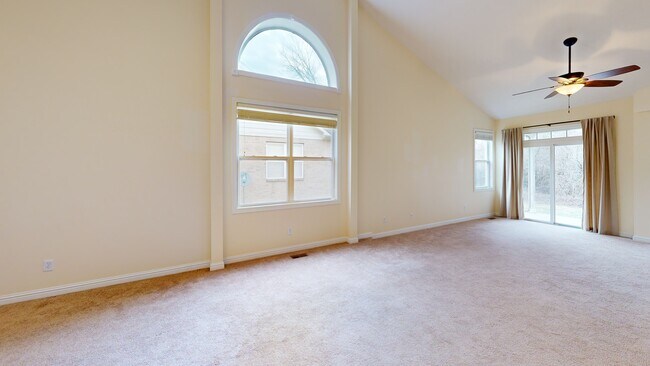 1454 Hideaway Cir, Brownsburg, IN 46112 - photo 2