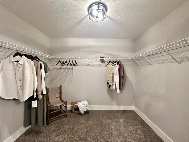 5017 Waterford Ln, Middletown, OH 45042 - photo 3