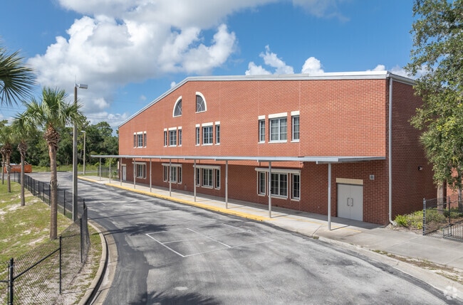 Walker Elementary School has a student body from K-5th grade.