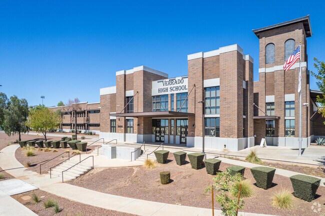 Verrado High School receives a B+ from Niche.