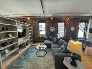 19 Stanhope St Unit 2C, Boston, MA 02116