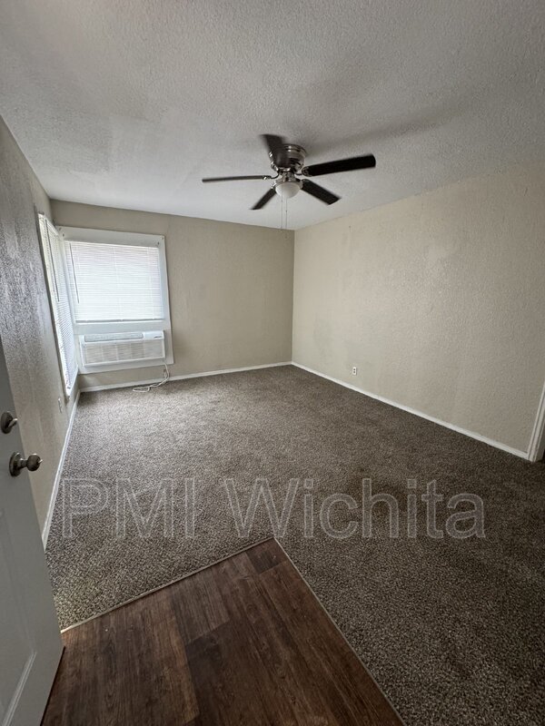 828 S Water St unit 1, Wichita, KS 67213 - photo 2
