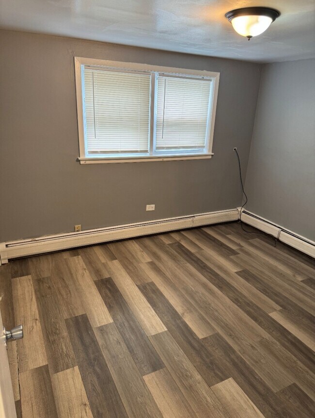 5908 Butterfield Rd unit B, Berkeley, IL 60163 - photo 5