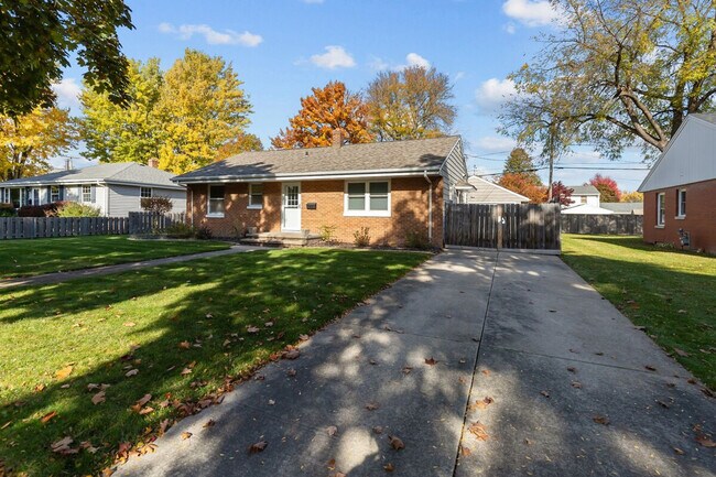 810 E Pershing St unit ID1296542P, Appleton, WI 54911 - photo 6