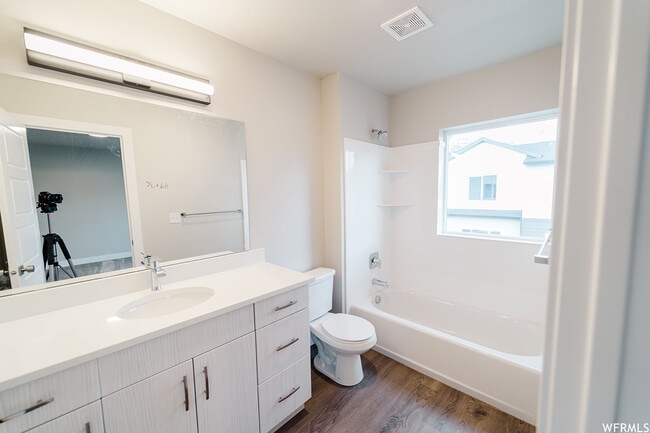 665 E 730 N, Hyrum, UT 84319 - photo 3