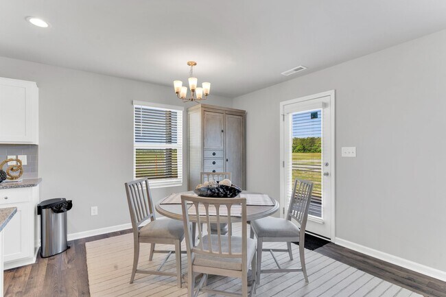 403 Dartmoor Ln, Raeford, NC 28376 - photo 6