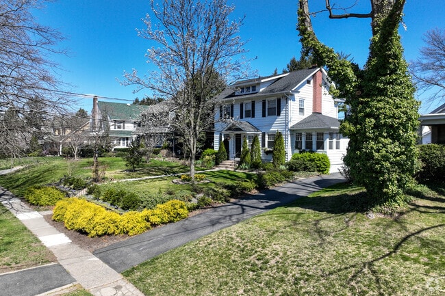 The are sidewalks on most streets in Haddon Heights.