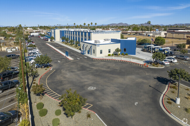 Glenview College Prep is centrally located in Glendale.
