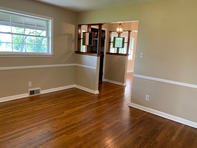 2900 Newtown Pike unit A, Lexington, KY 40511 - photo 3