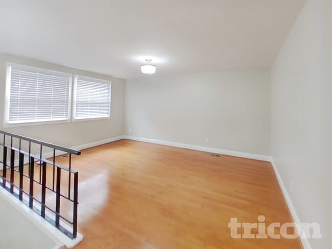 9851 Branchleigh Rd, Randallstown, MD 21133 - photo 2