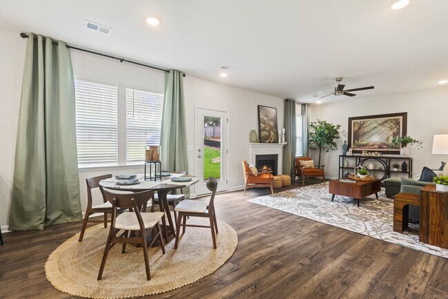 1240 Summer Duck Loop, Florence, SC 29501 - photo 5