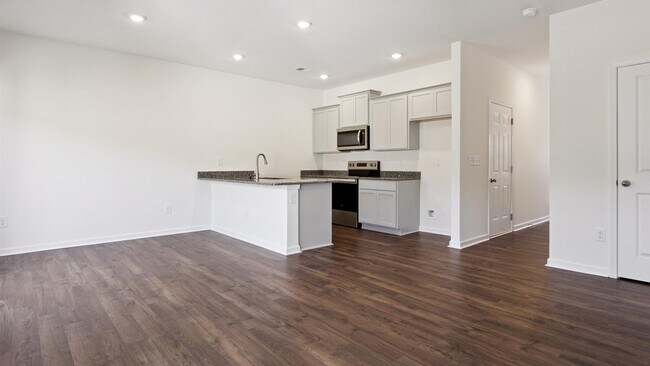 120 Jace Way, Kodak, TN 37764 - photo 4