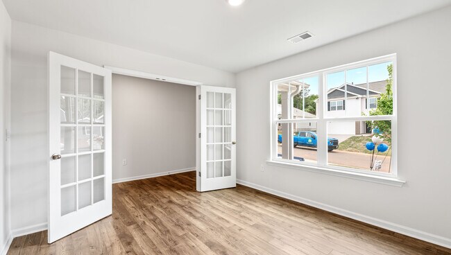 1013 Yearling Way, Roebuck, SC 29376 - photo 4