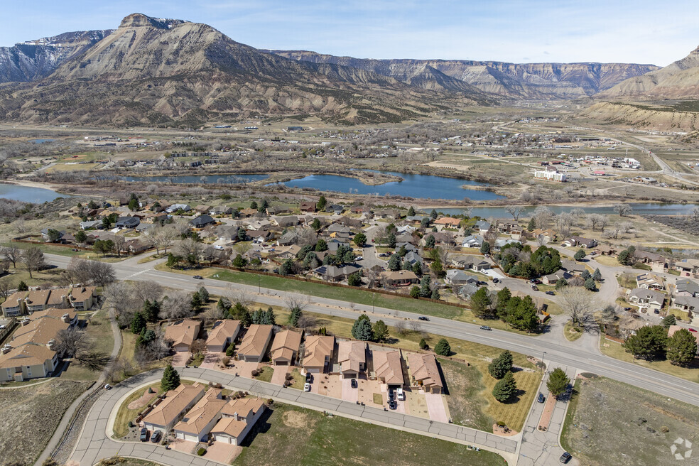 NH_BattlementMesa_559430_P2_v1_LM_42225