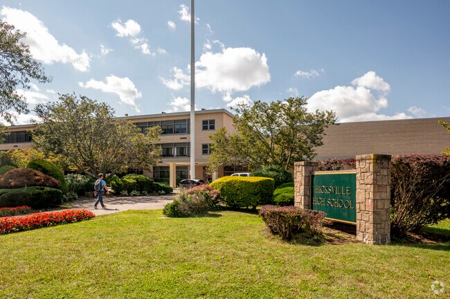 Hicksville High School has1,776 students in grades 9-12 with a student-teacher ratio of 13 to 1.