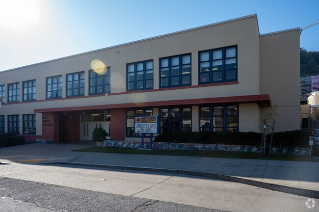 Harte (Bret) Elementary School has an amazing campus for its students.