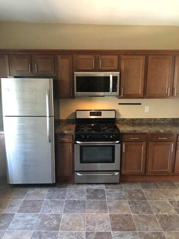 1036 E Land Place, Milwaukee, WI 53202