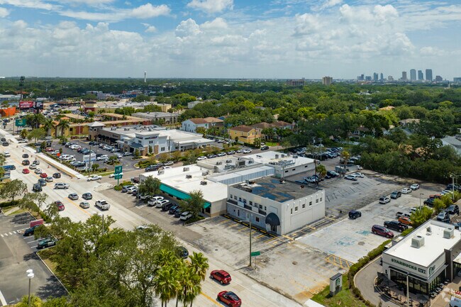 Dale Mabry Hwy offers residents several dining and shopping options.