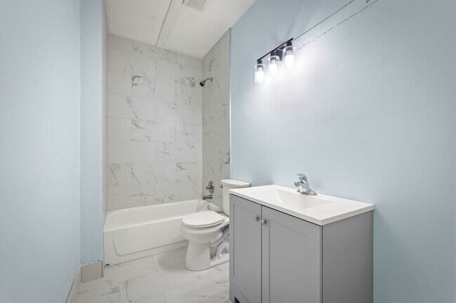 48 Kirk Rd, Jacksonville, FL 32218 - photo 2