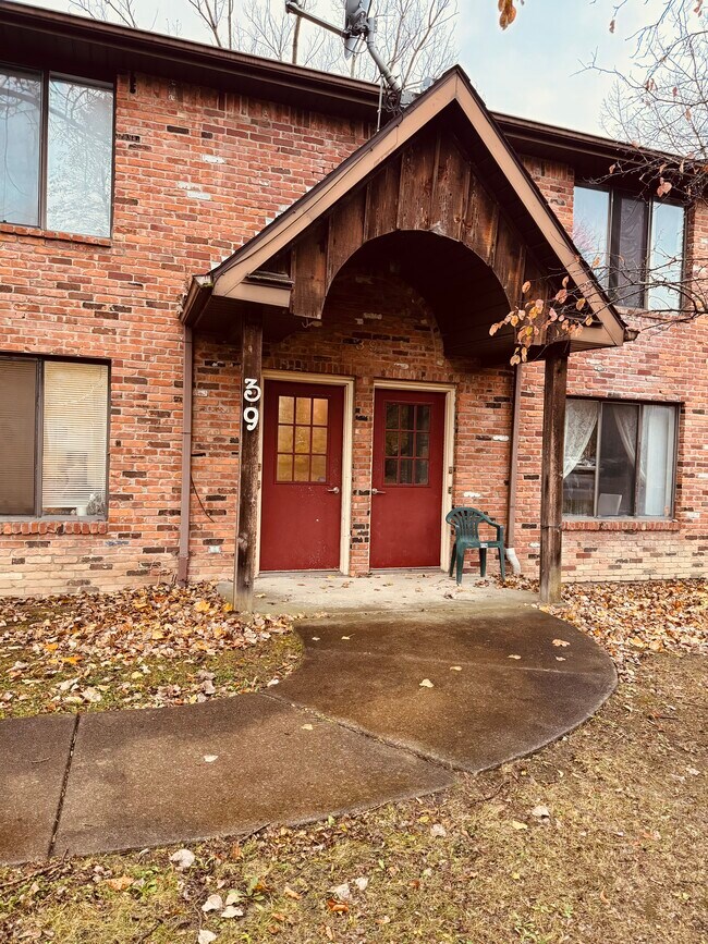 39 Lemon Tree Ct Unit 1, Buffalo, NY 14228