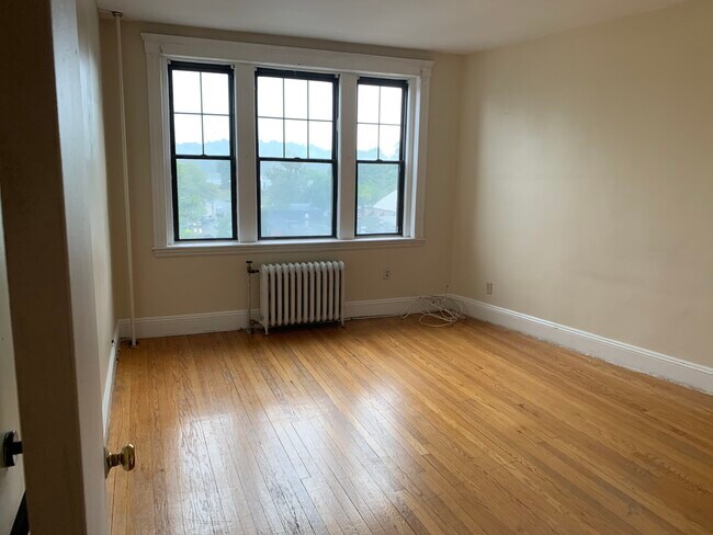 370 Chestnut Hill Ave unit 41, Brighton, MA 02135 - photo 2