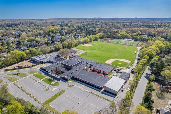 Vernon School serves the town of Oyster Bay.