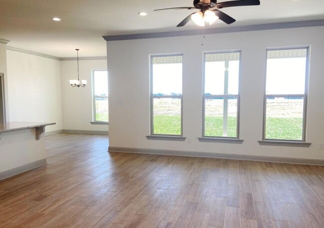 4732 Woodwalton St, Gonzales, LA 70737 - photo 2