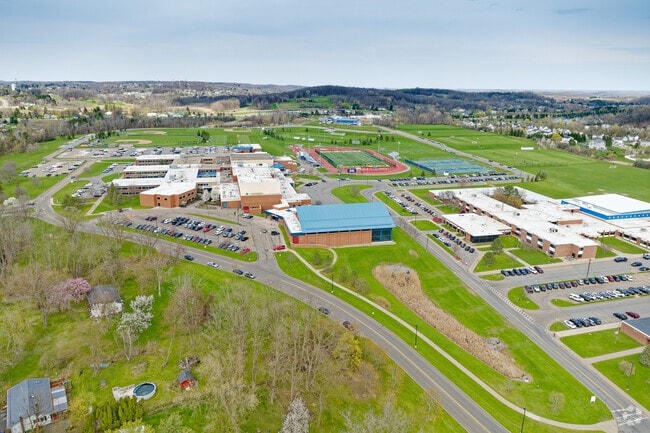 Victor Junior High School in Victor NY offers a wide range of extracurricular programs including athletics clubs and music ensembles.