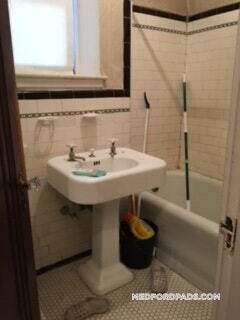 53 Fellsway W unit 10, Medford, MA 02155 - photo 6