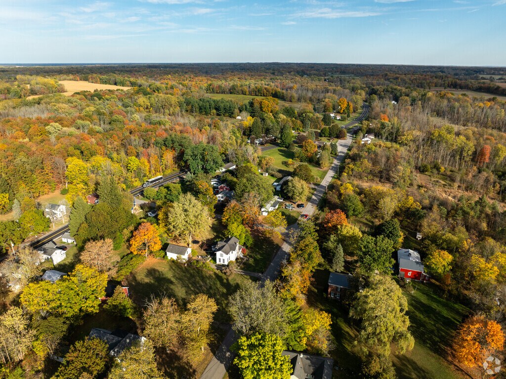Clarendon has a classic rural layout, where tree-lined roads and farmland define the landscape.
