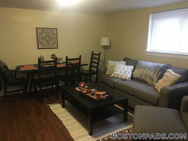 61 Selkirk Rd unit 1, Brighton, MA 02135 - photo 2