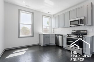 2814 N Mozart St Unit 2R, Chicago, IL 60618