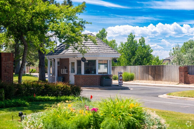 Shenandoah's security station gives residents peace of mind.