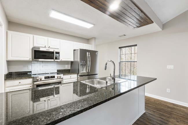 4051 Hidden Hollow Dr unit A, Gainesville, GA 30506 - photo 3