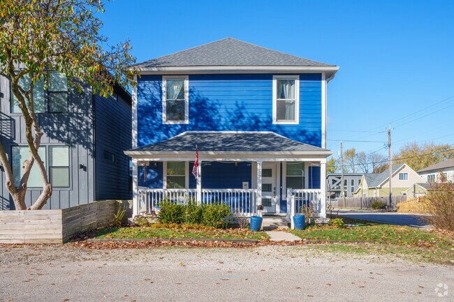 Classic American foursquare-style houses standout from the usual Fountain Square home.