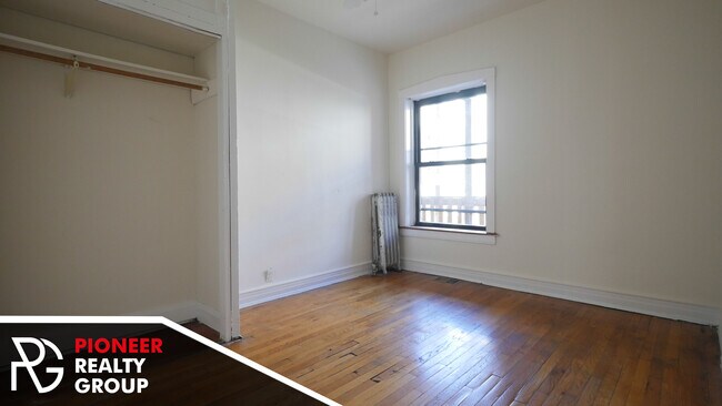 824 W Waveland Ave unit 827-S1, Chicago, IL 60613 - photo 7