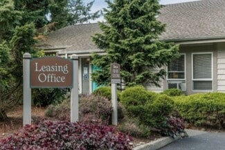 2504 Woods Dr, Steilacoom, WA 98388