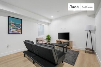 1321 N June St, Los Angeles, CA 90028
