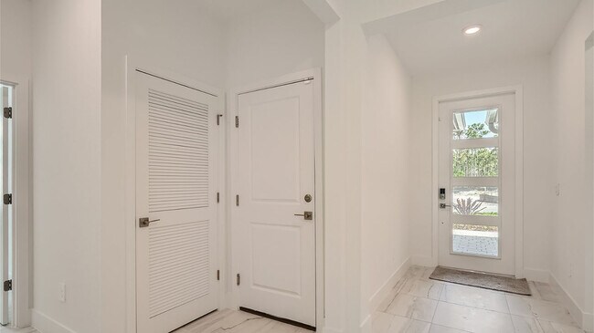 6510 SE Park Trace Dr unit 36207135, Stuart, FL 34997 - photo 2