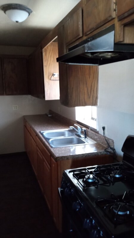 902 Cynthia St unit 17, Wilburton, OK 74578 - photo 1