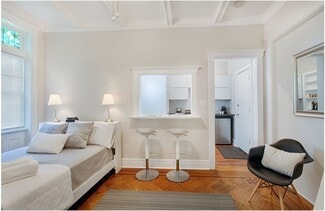 17 Britton St, Jersey City, NJ 07306