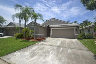 9901 Red Heart Ln, Tamarac, FL 33321