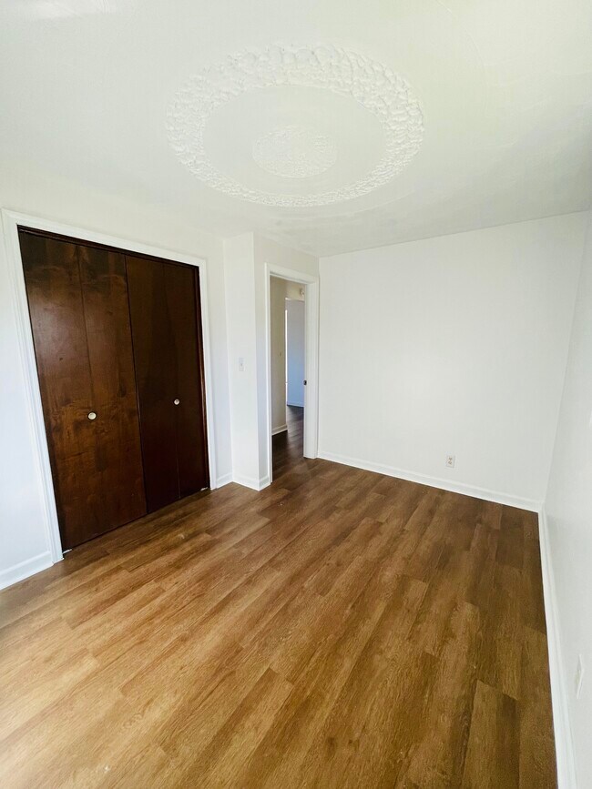 1742 Windsor Rd unit A, Mansfield, OH 44905 - photo 5