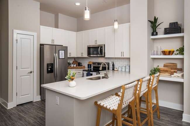 Abberly Royal Creek Apartment Homes, Raleigh, NC 27603 - photo 5