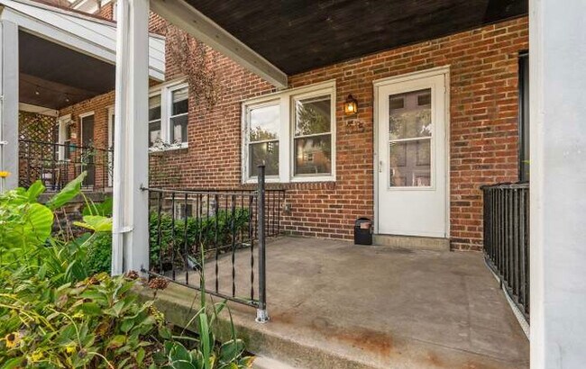 1315 W 37th St unit House, Baltimore, MD 21211 - photo 2