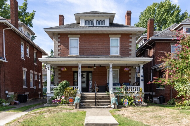 Foursquare homes are a popular home style within East End.