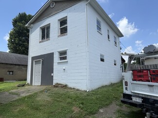 1915 2nd St, Moundsville, WV 26041
