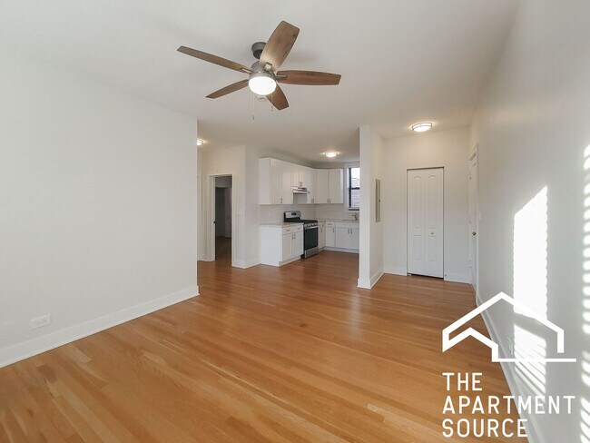 3923 N Keeler Ave unit 1, Chicago, IL 60641 - photo 4