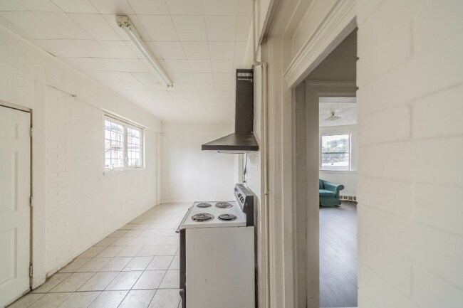 1139 5th Ave unit 1, East McKeesport, PA 15035 - photo 5